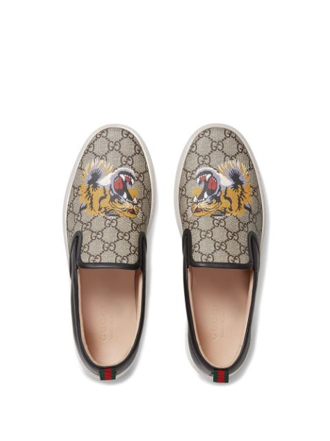 Slikke lag inkompetence Gucci Gg Supreme Tiger Slip-On Sneaker | Farfetch.com