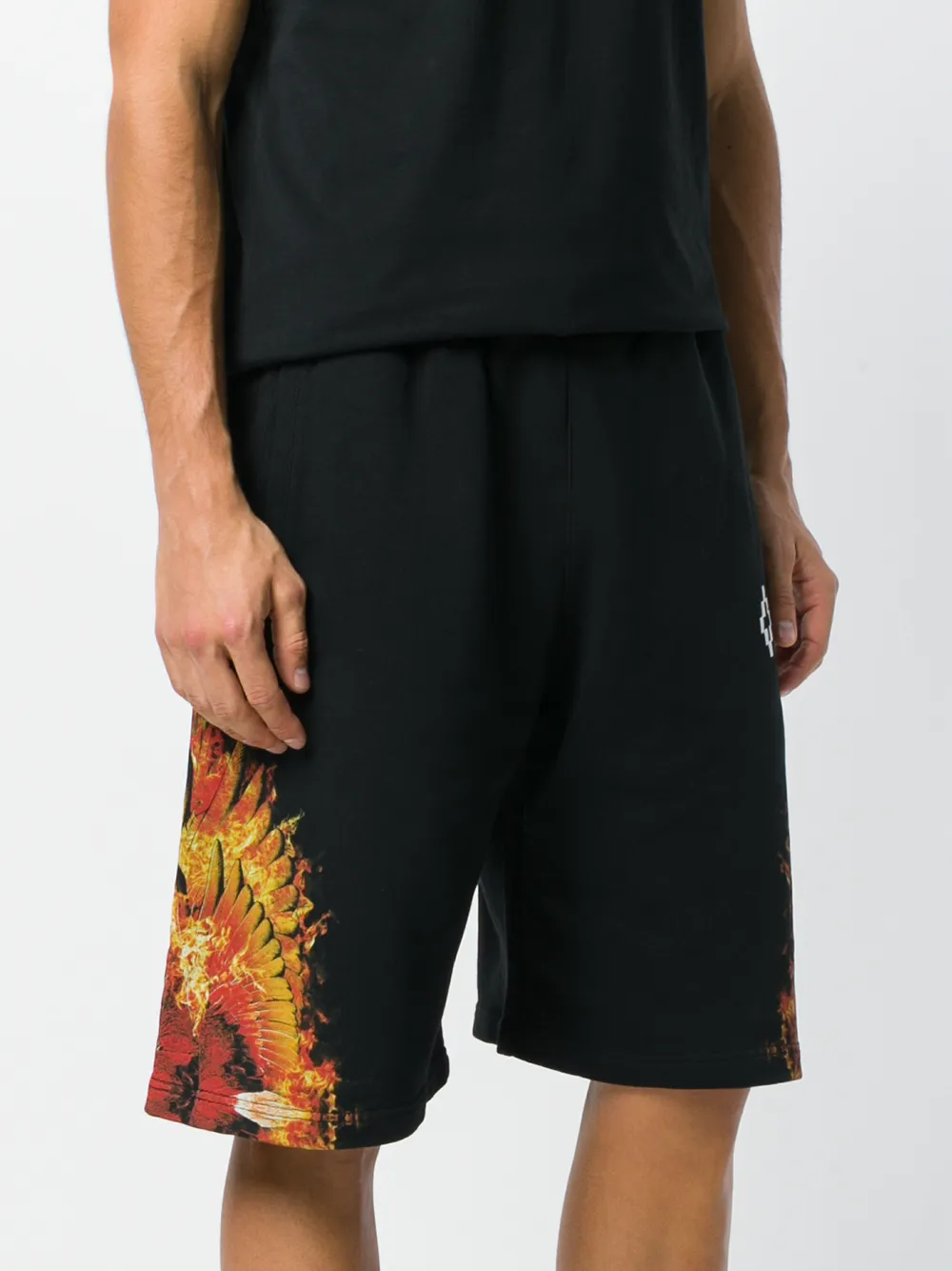 COUNTY OF MILAN short met vlammen vleugels Zwart