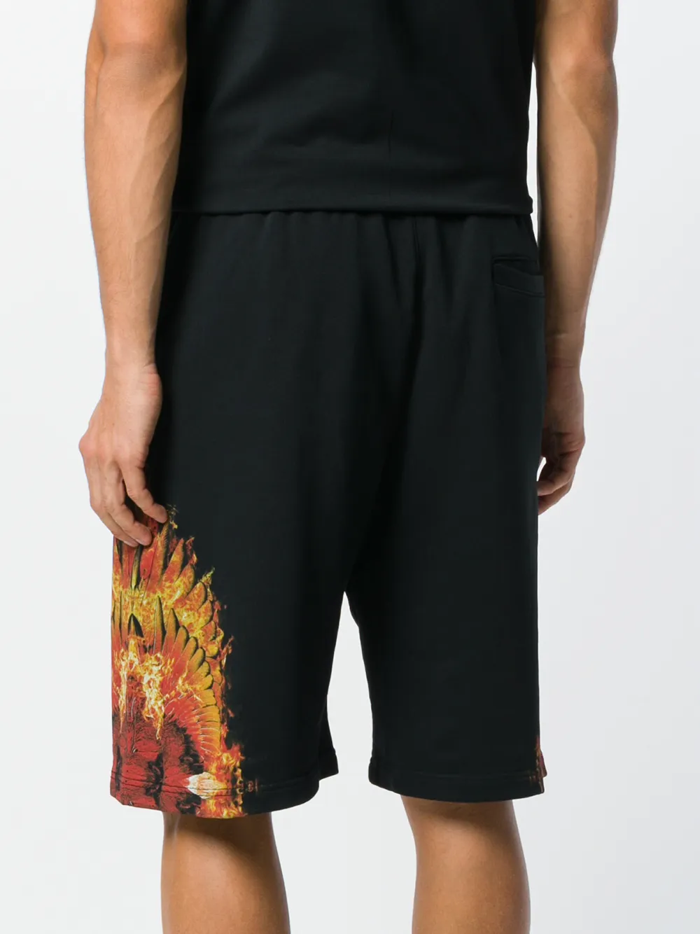 COUNTY OF MILAN short met vlammen vleugels Zwart