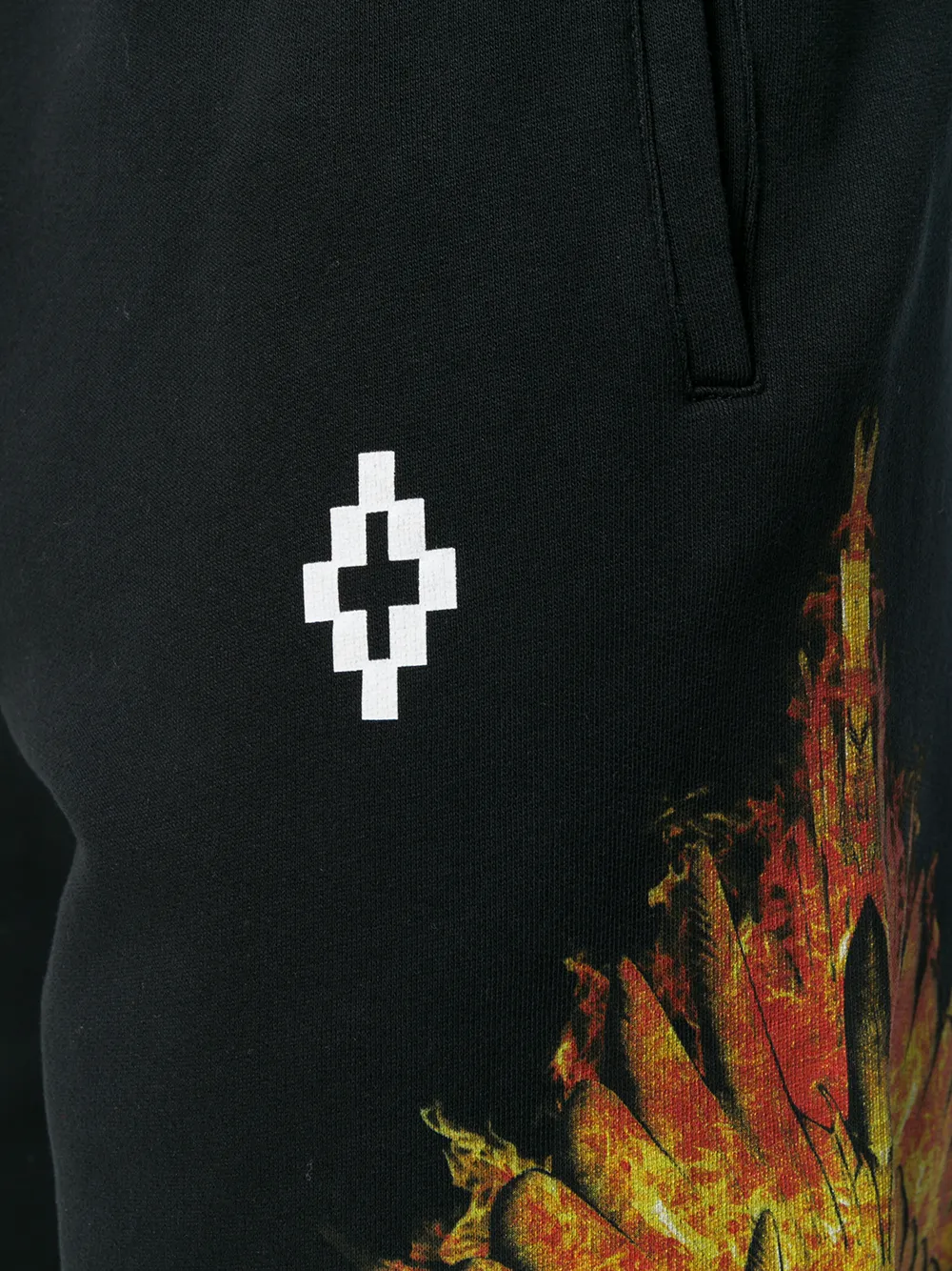 COUNTY OF MILAN short met vlammen vleugels Zwart