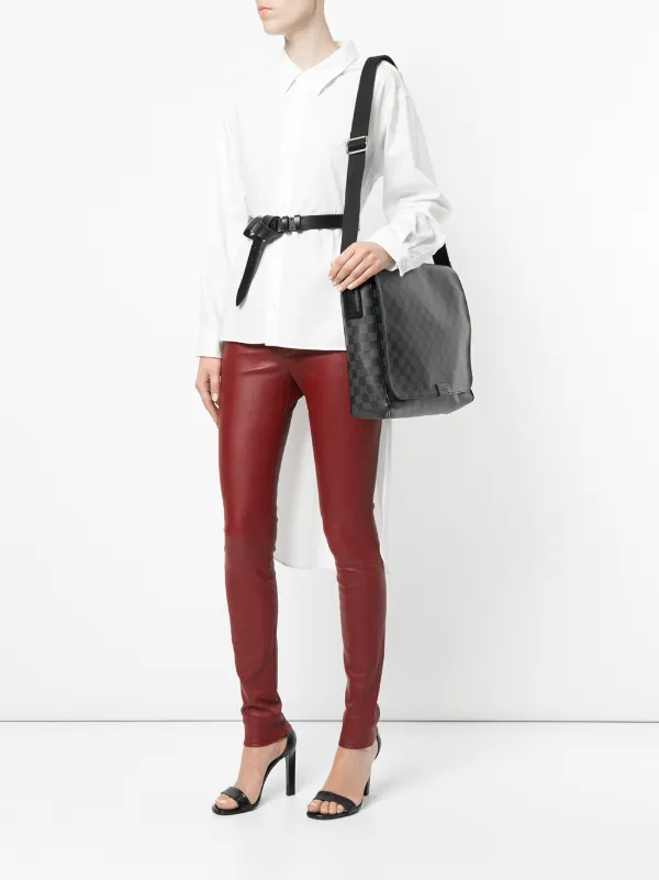 louis vuitton district mm bag