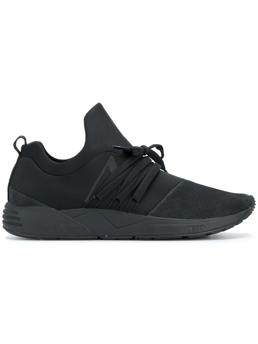 Arkk Raven Sneakers - Tendenza classica, vale la pena avere Arkk Raven Sneakers - Tendenza classica, vale la pena avere