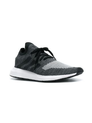 Adidas Originals Swift Run Primeknit运动鞋展示图