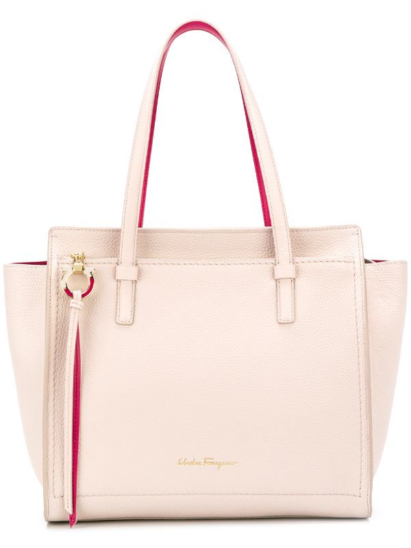 salvatore ferragamo amy medium leather tote