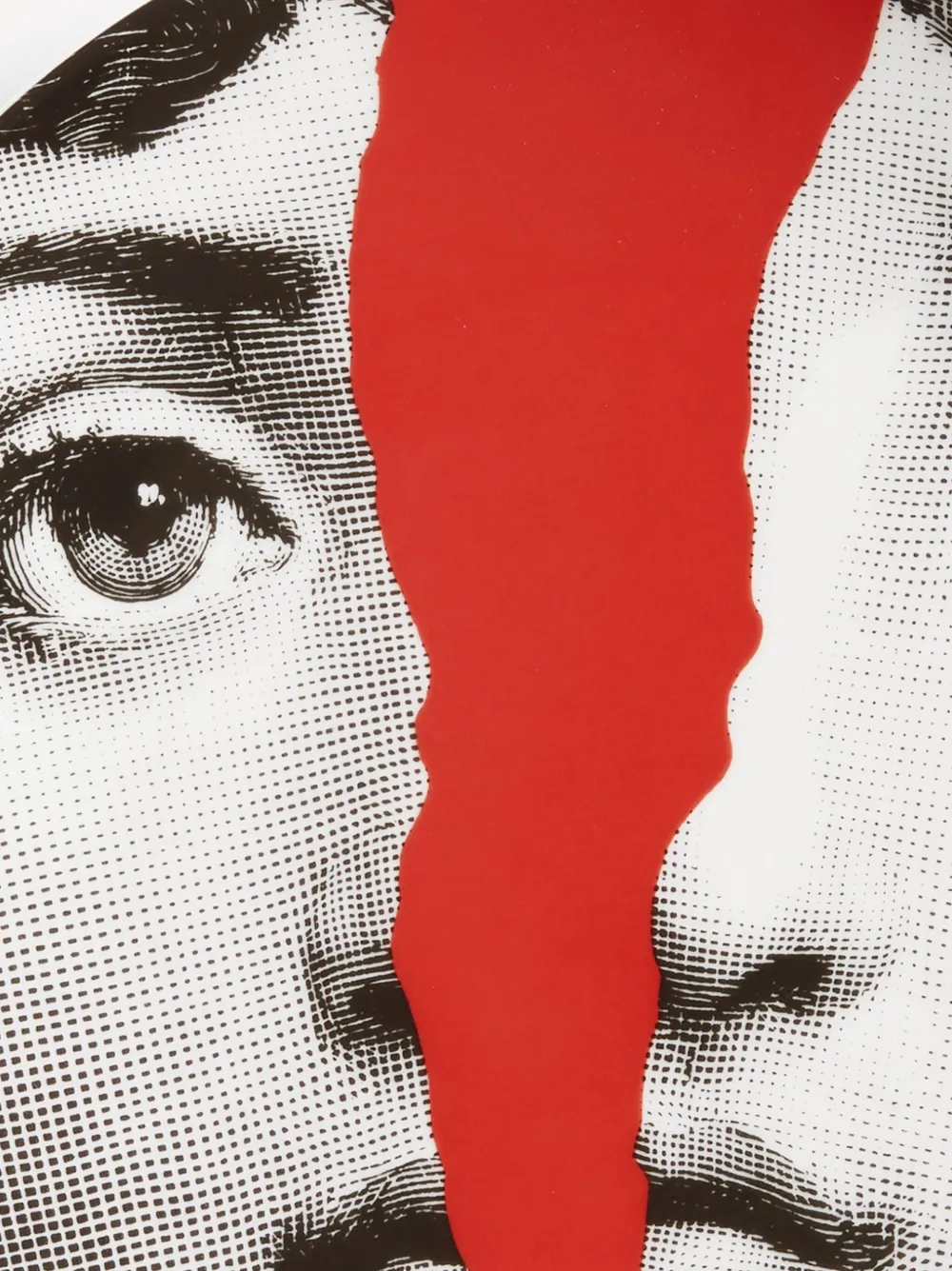 Fornasetti Piatto con volto stampato spezzato | Casa | Image 4