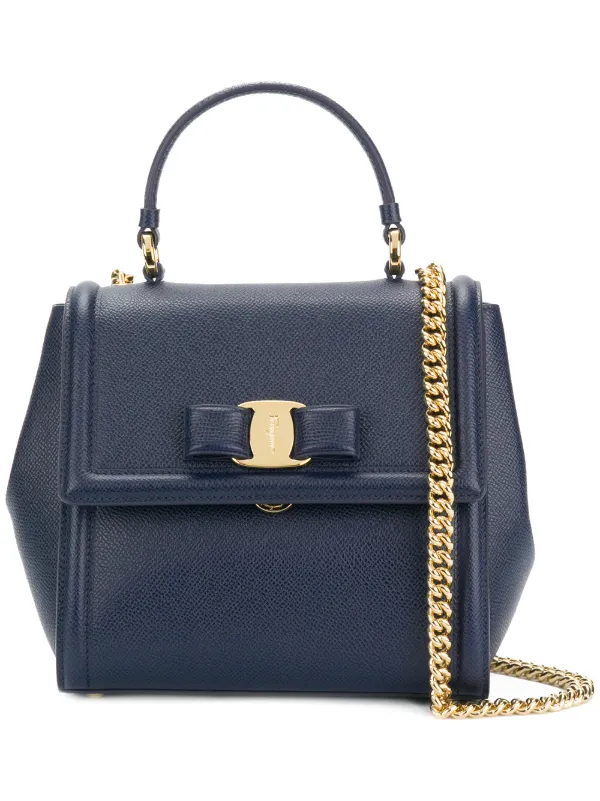 Сальваторе феррагамо сумки. Сальваторе феррагамо сумки женские. Сумка ferragamo женская. Клатч сальваторе феррагамо. Ferragamo сумки женские.