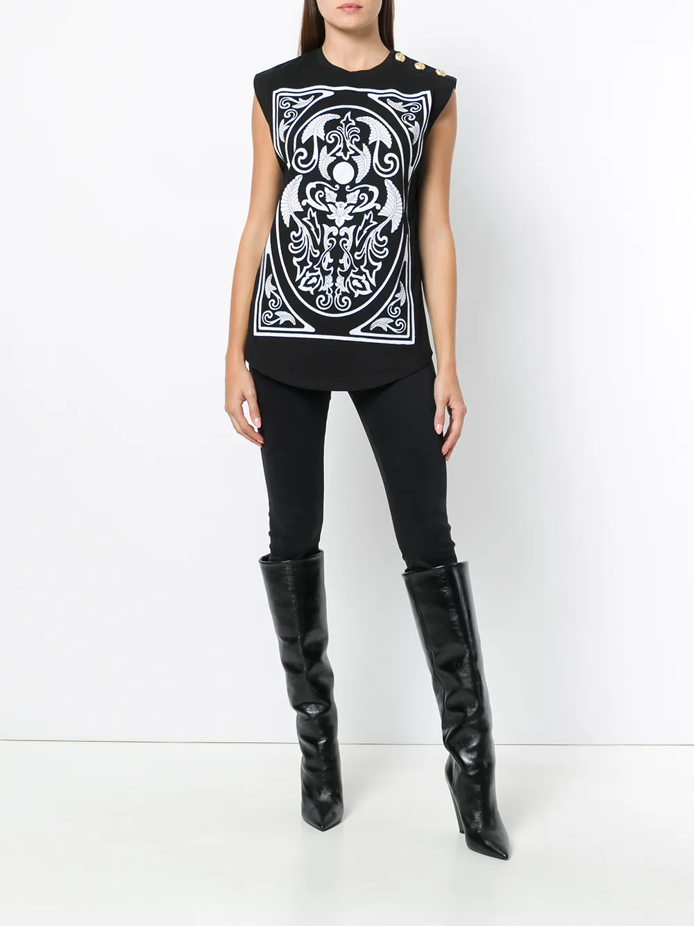  Balmain T Shirt Mit Knopfverzierung   Schwarz 