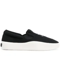 y3 slip on