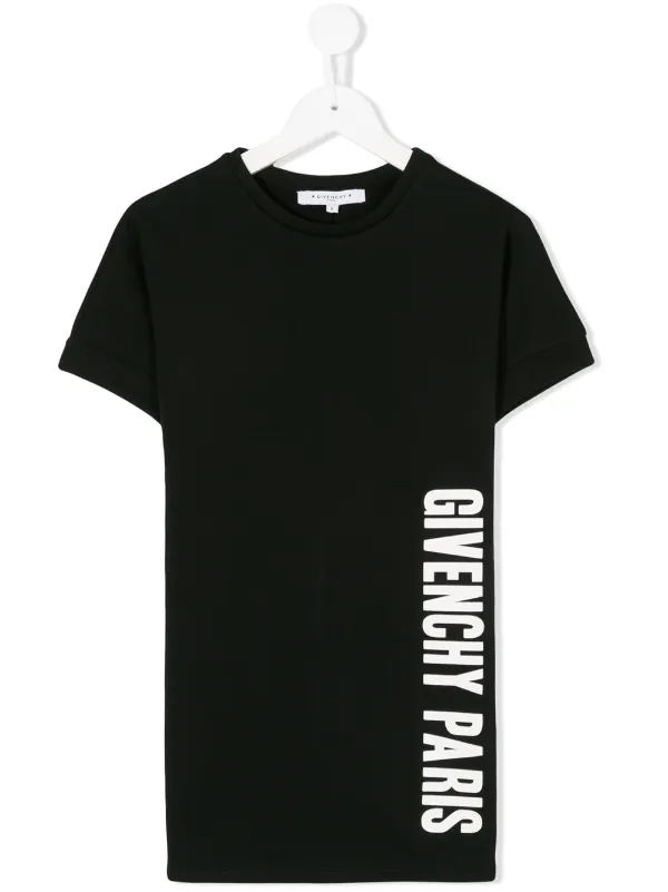 white tee shirt dress