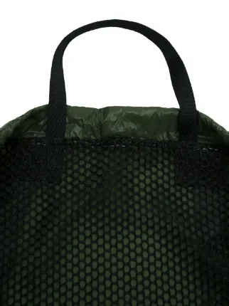 mesh detail backpack展示图