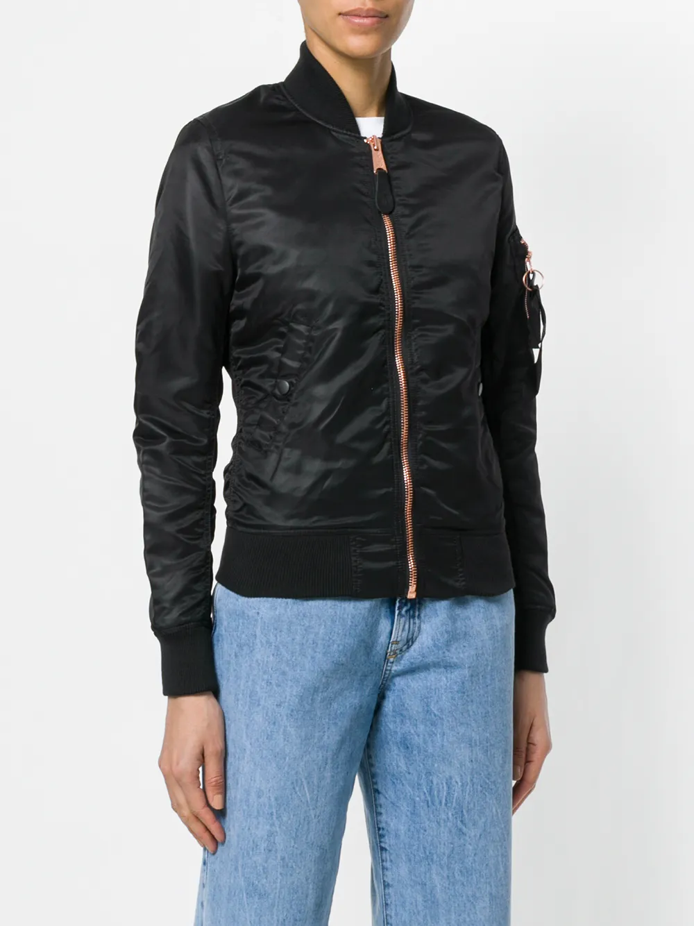 Alpha Industries cropped bomberjack Zwart