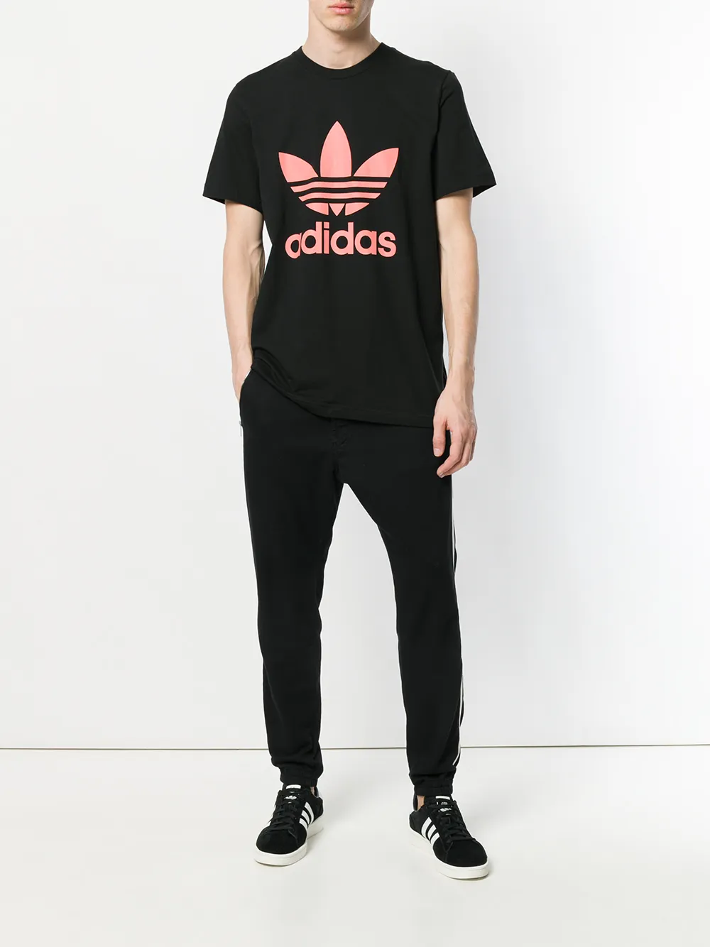 Adidas HU Hiking T-shirt - Zwart