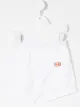 الصورة 2 من Fendi Kids شورت كاجوال مزين بشارة شعار الماركة