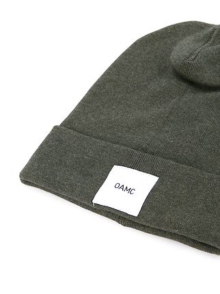 brand patch knitted beanie展示图