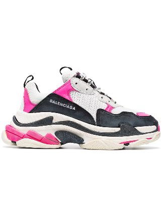 farfetch triple s