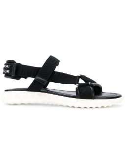 burberry flip flops men