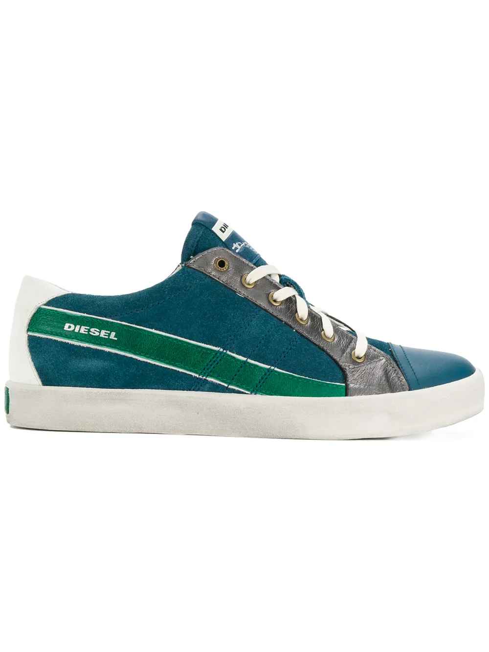 Diesel Sneakers 'D-String Low' - Tendenza classica, vale la pena avere Diesel Sneakers 'D-String Low' - Tendenza classica, vale la pena avere