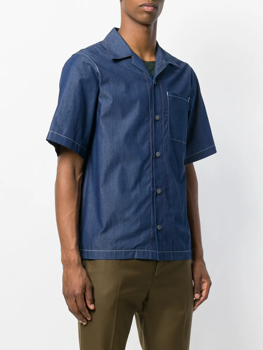 short sleeve shirt
