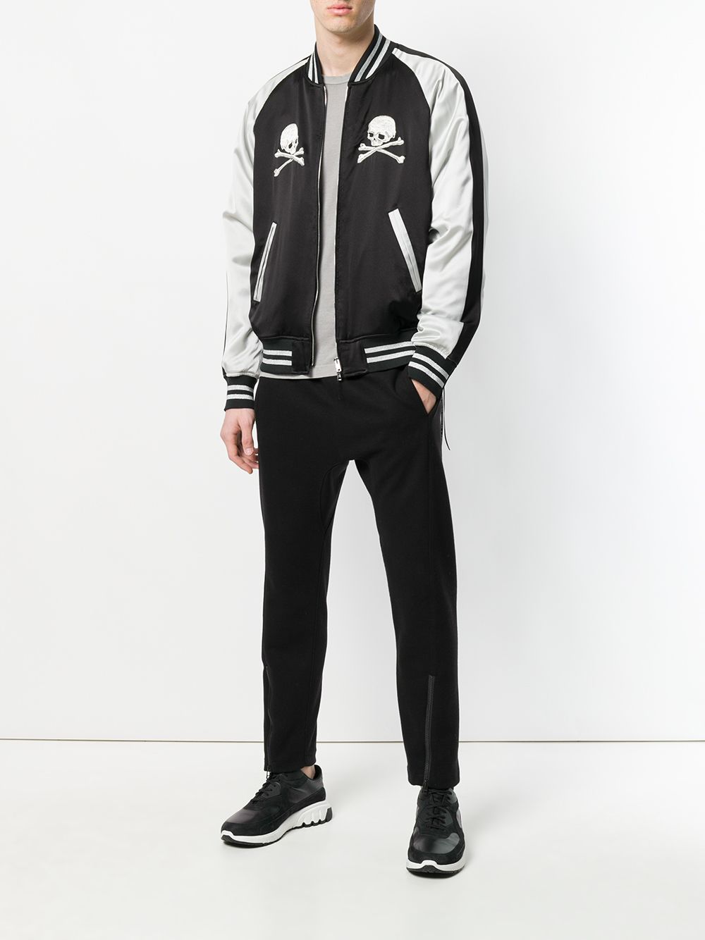 фото Mastermind world embroidered skull bomber jacket