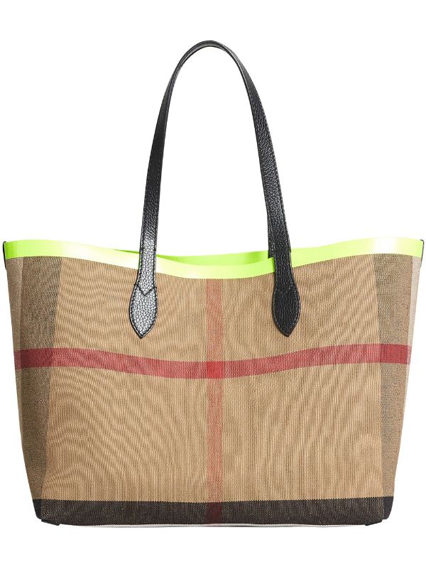 the medium giant reversible tote in canvas and leather