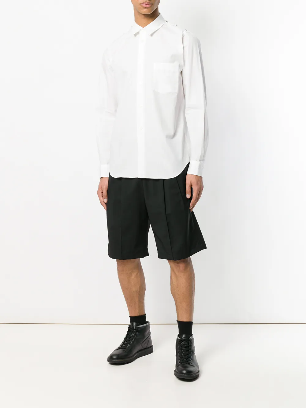 Black Comme Des Garçons stud shoulder shirt - Wit