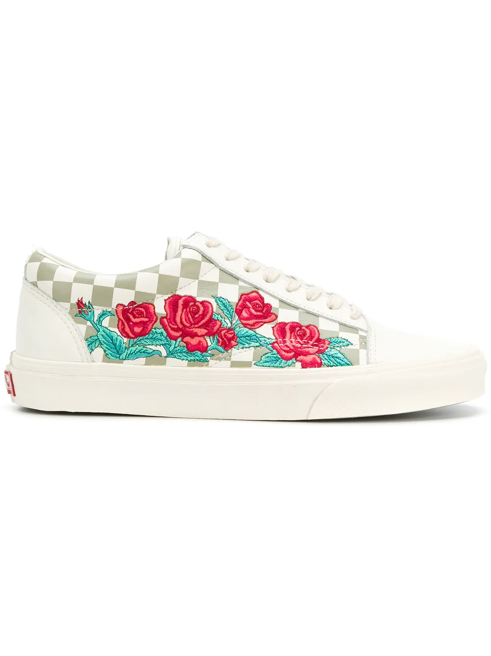 vans con rosas bordadas