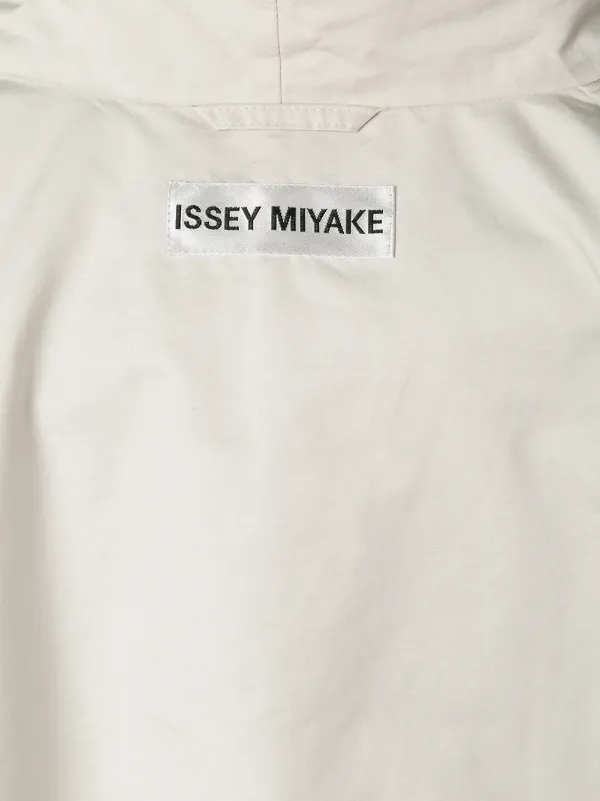 Issey Miyake Pre-Owned Hooded Trench Coat | White | FARFETCH