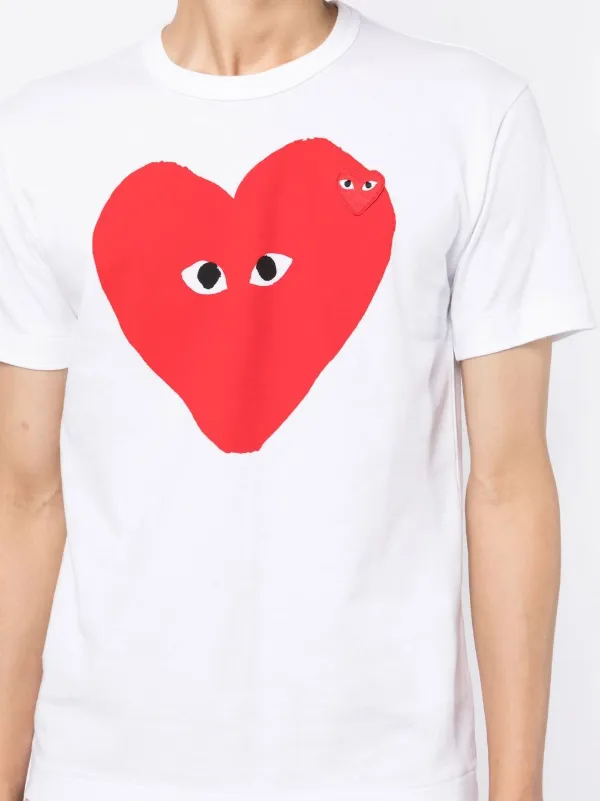 Heart t shirt store comme des garcons