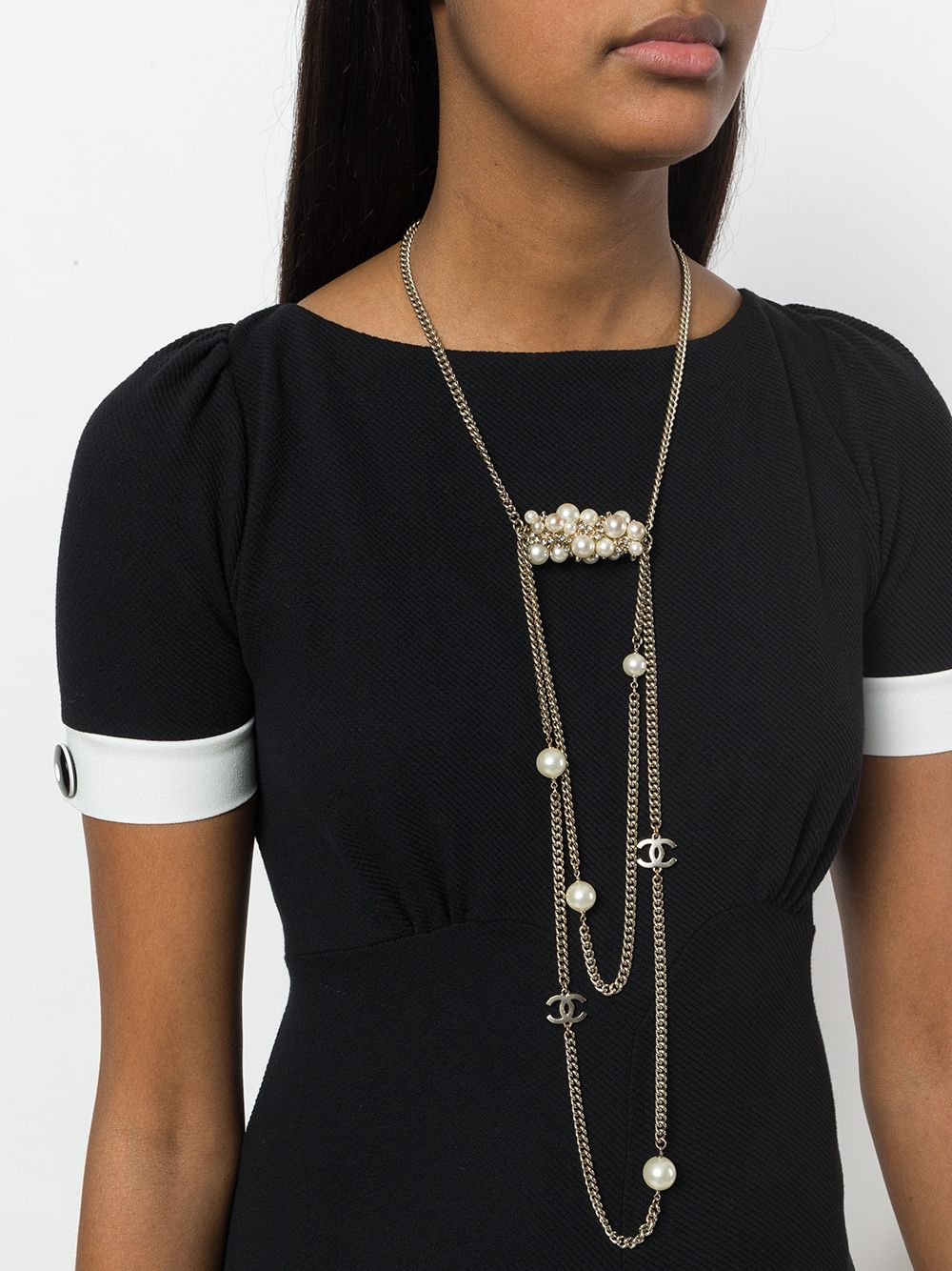 Shop metallic Chanel Pre-Owned interlocking CC layered necklace with  Express Delivery - Farfetch