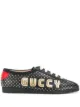 الصورة 1 من Gucci حذاء رياضي بشعار ونجوم