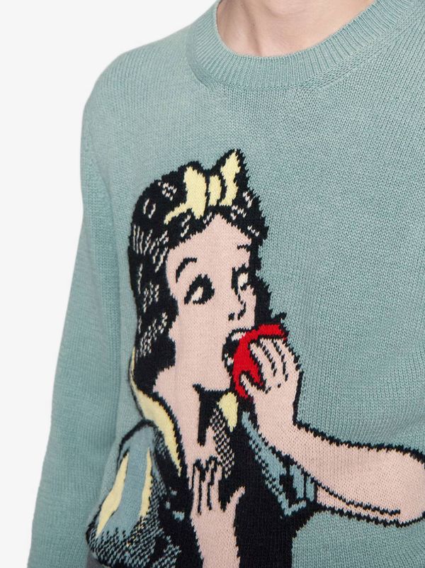 snow white gucci sweater