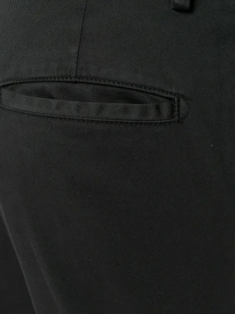 Chino E Stretto Marchio Basso A Corto vzZwv4