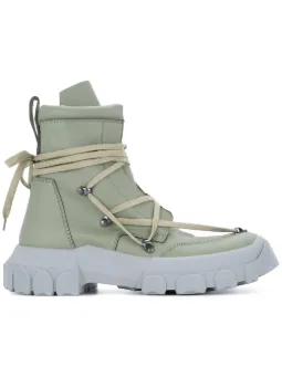 Bota de couro