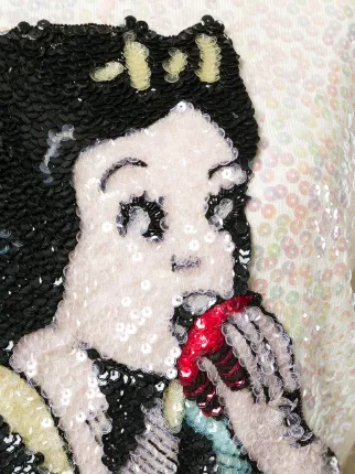 snow white and the gucci stiletto
