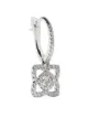 De Beers Jewellers Enchanted Lotus スリーパー ダイヤモンド ピアス 18Kホワイトゴールド