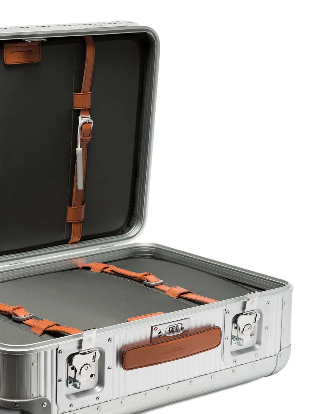 Metallic Silver Bank Spinner 68 Aluminium Suitcase