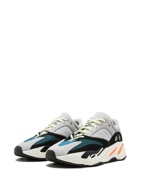 adidas wave runner 700 price