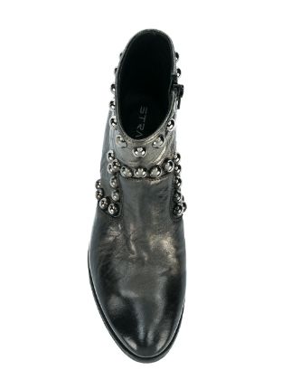 studded ankle boots展示图