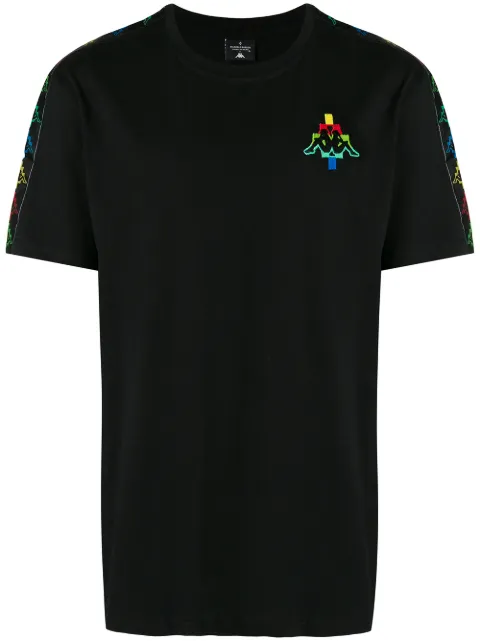COUNTY OF MILAN playera con logo multicolor