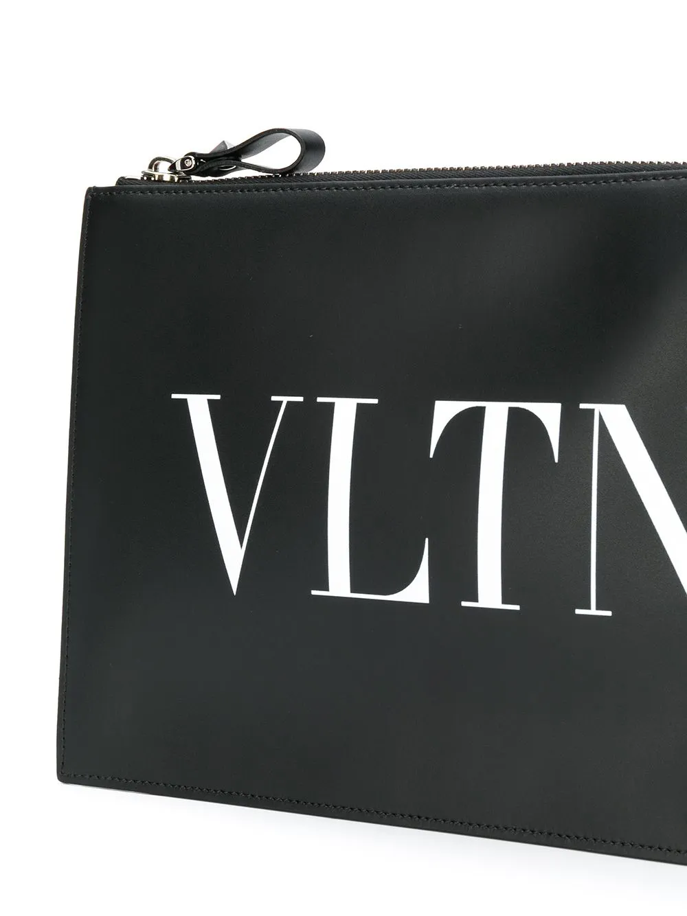 Valentino Garavani ヴァレンティノ・ガラヴァーニ VLTN クラッチ