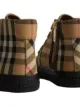 الصورة 2 من Burberry Kids حذاء بلوزة رياضي كاروهات كلاسيكي وجلد عالية