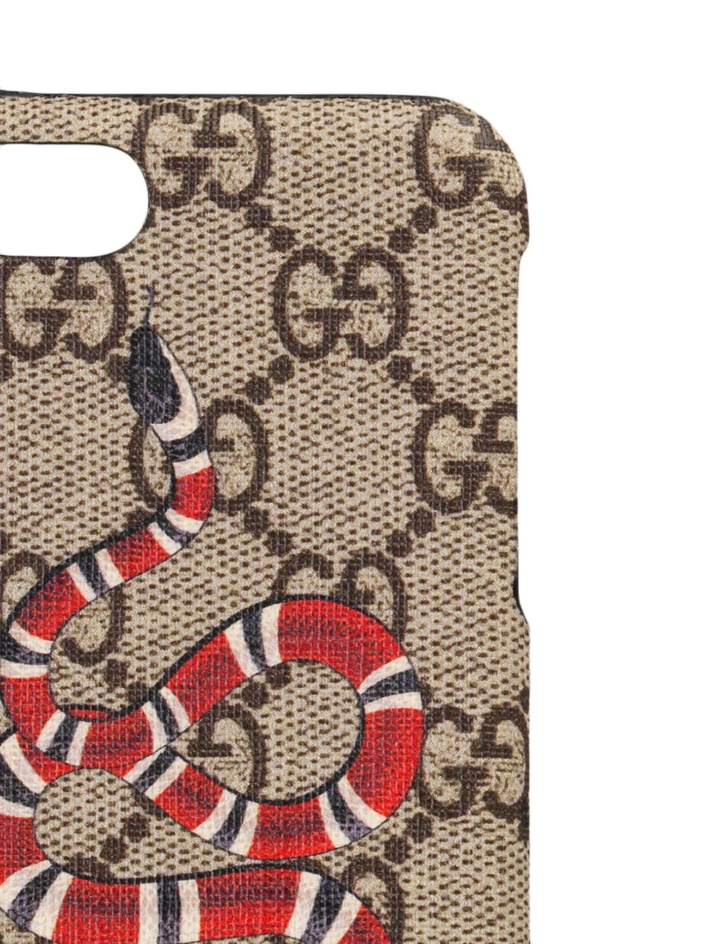 фото Gucci чехол для iPhone 8 с принтом Kingsnake