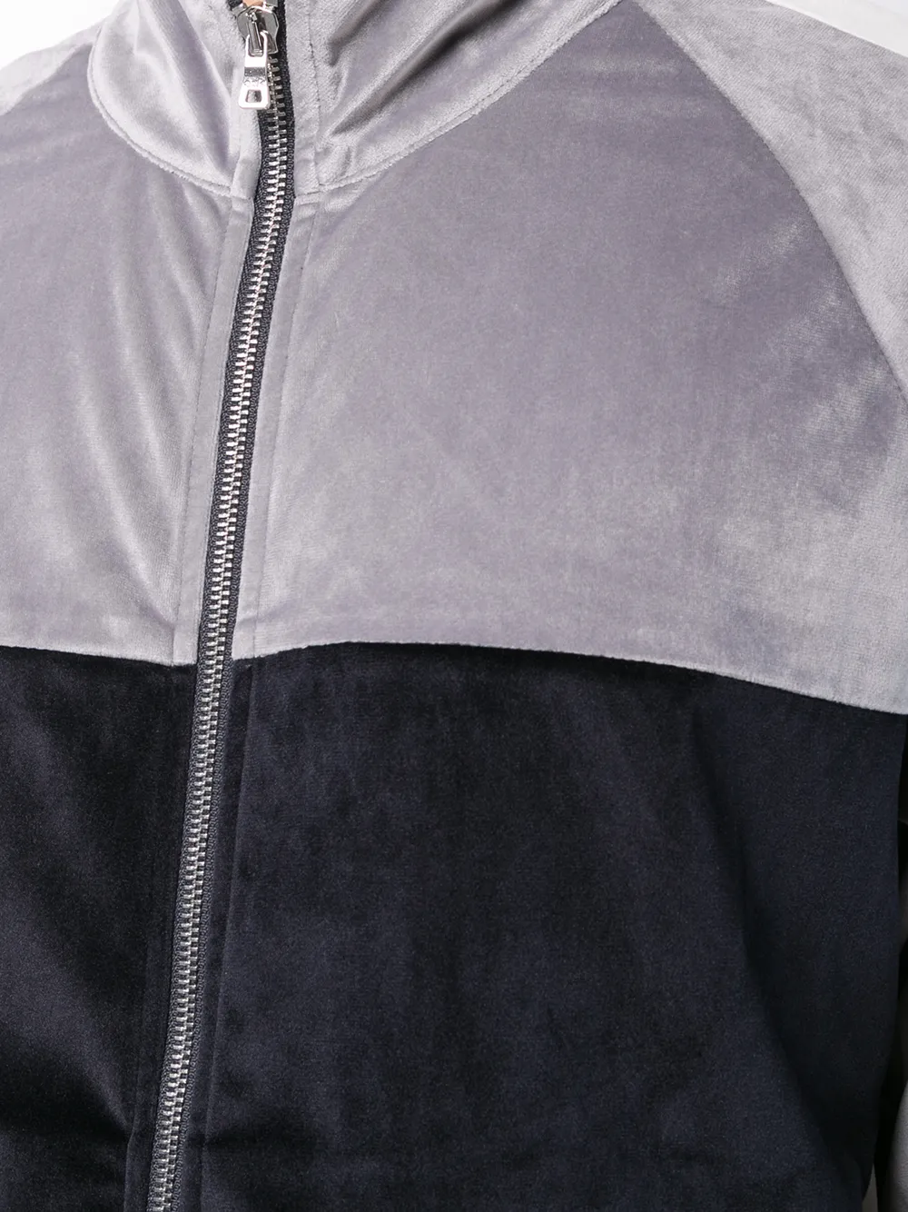 God's Masterful Children Universiteits jack Grijs