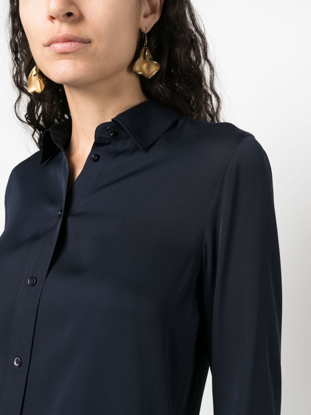 Shop Vince Classic Collar Shirt In Black