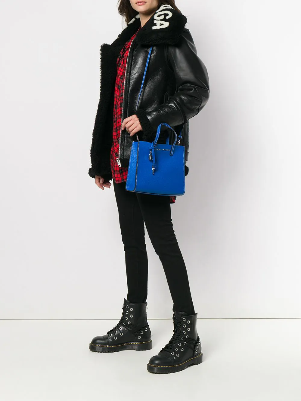 MARC JACOBS The Mini Grind Tote Bag | Farfetch.com MARC JACOBS The Mini Grind Tote Bag | Farfetch.com