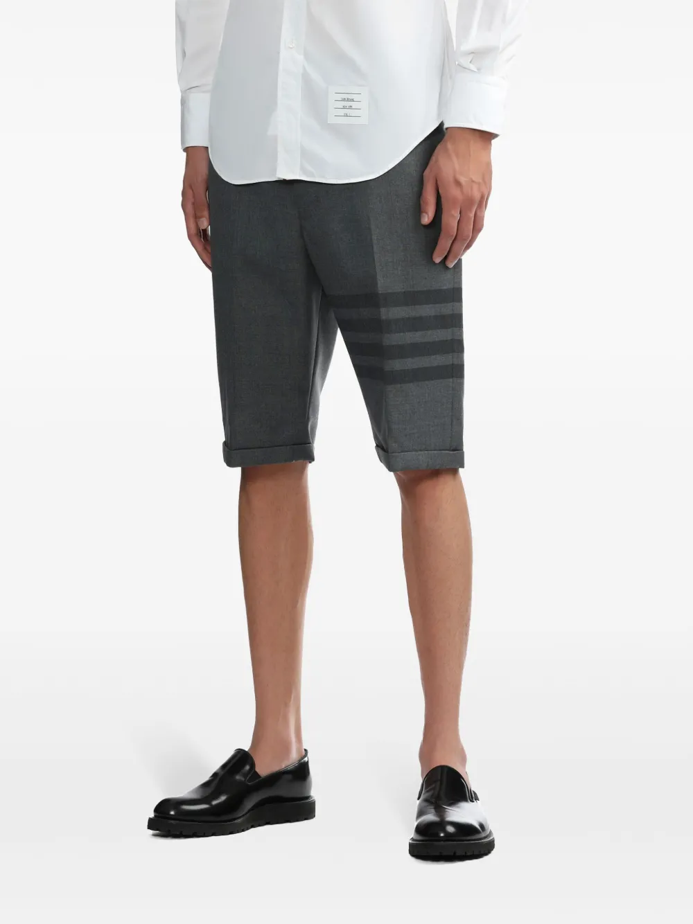  Thom Browne Enganliegende ]shorts   Grau 