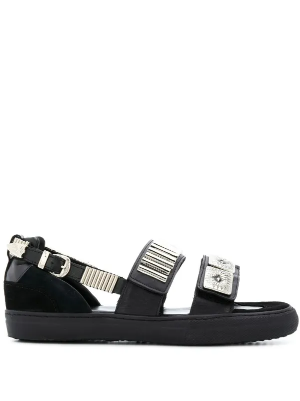 toga virilis sandals