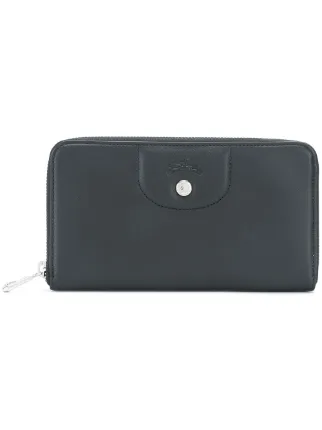 Longchamp