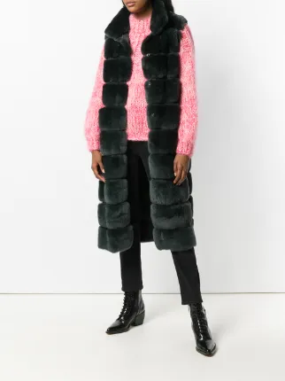 sleeveless fur coat展示图