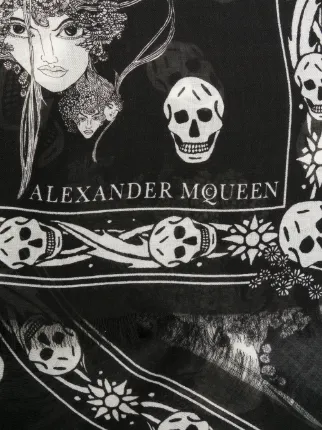 calaveras estampado bufanda Mcqueen Eve con y de Alexander 8Aq4n